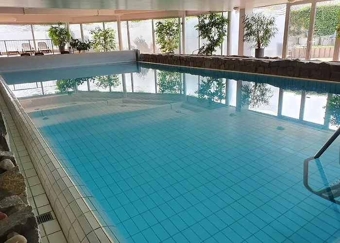 Sport Kenzingen Inklusive Schwimmbad, Sauna Und Fruehstueck Naehe Europa-ParkSporthotels